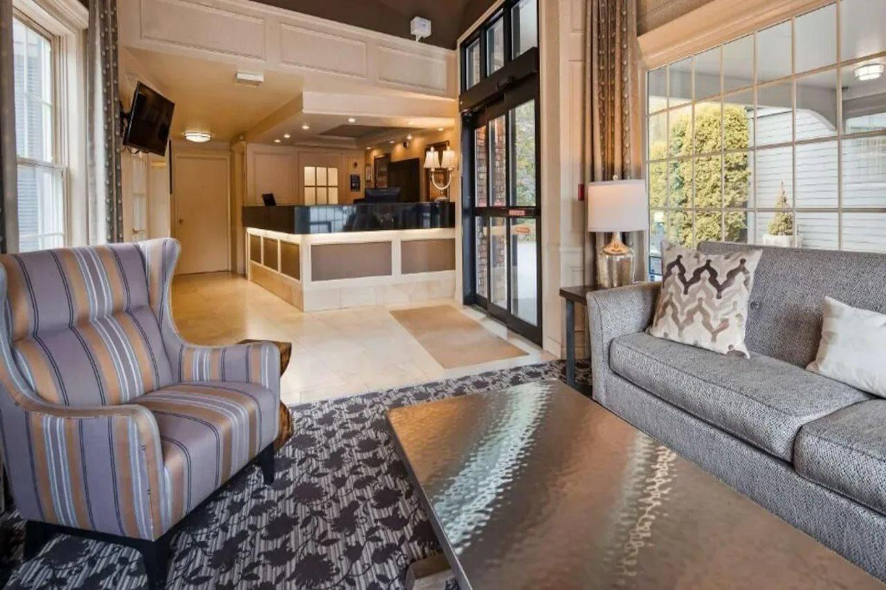 Wingate By Wyndham Bellingham Heritage Inn ภายนอก รูปภาพ
